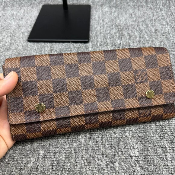 Louis Vuitton Leather Wallet 299-082225 - Picture 3 of 13